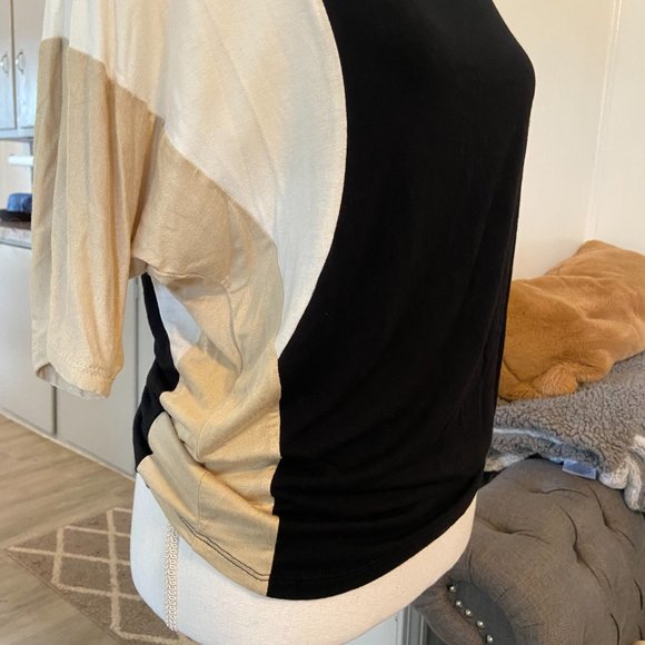 Flats & Heels Multicolored Relaxed Fit Blouse - Picture 4 of 6